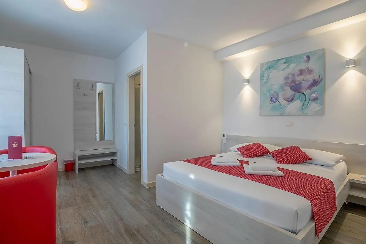 B&B L.D Pula 3*,  Kroatien