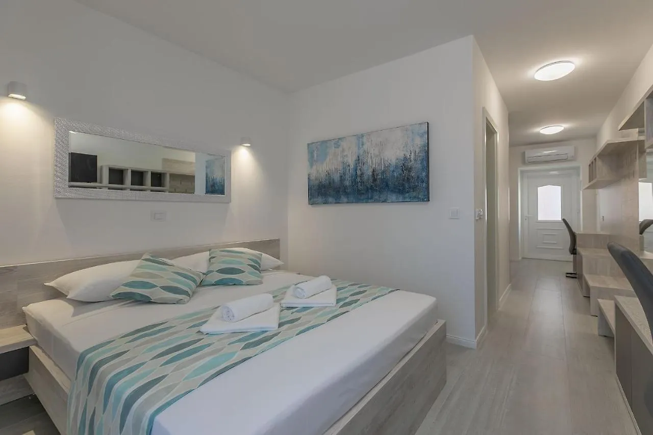 *** Frühstückspension B&B L.D Pula Kroatien