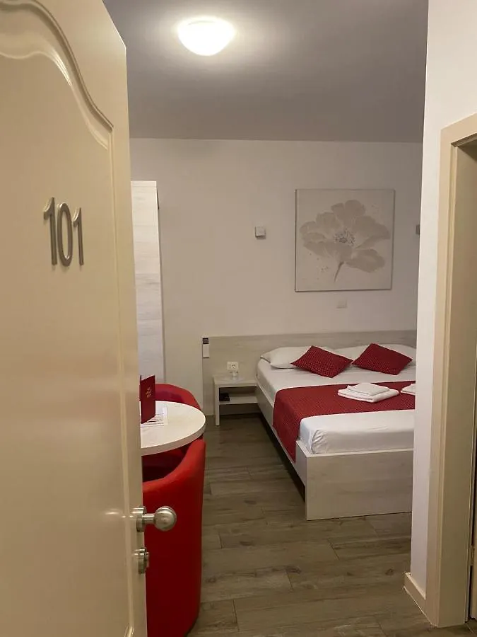 *** Frühstückspension B&B L.D Pula Kroatien