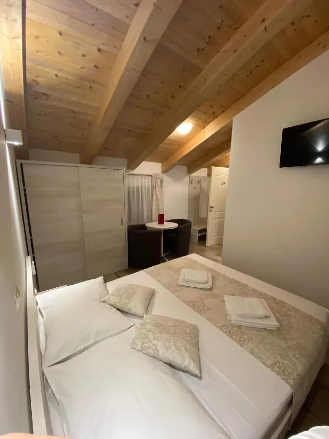B&B L.D Pula Frühstückspension
