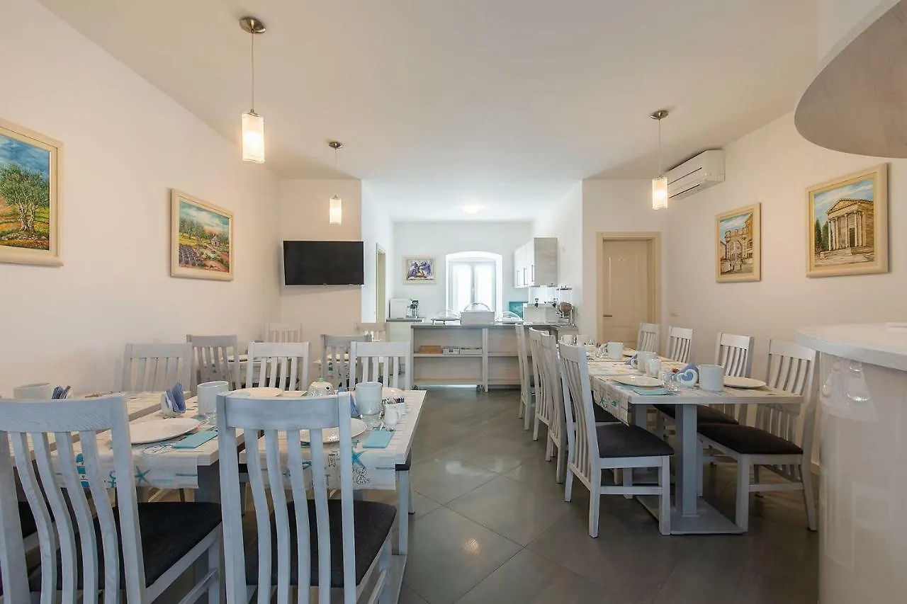 B&B L.D Pula 3*,  Kroatien