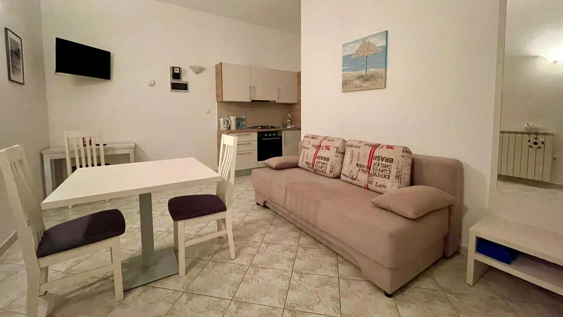 B&B-Ld 3*, Pula